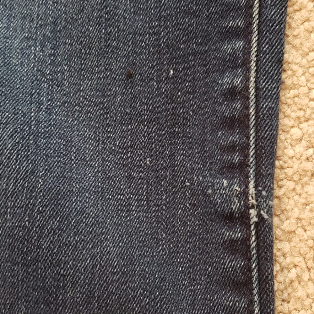 Dark wash 👖 - Picture 3 of 4